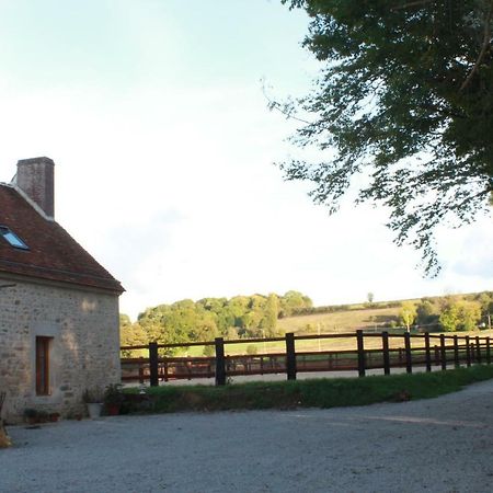Willa L'Epine Saint-Remy-du-Val Zewnętrze zdjęcie